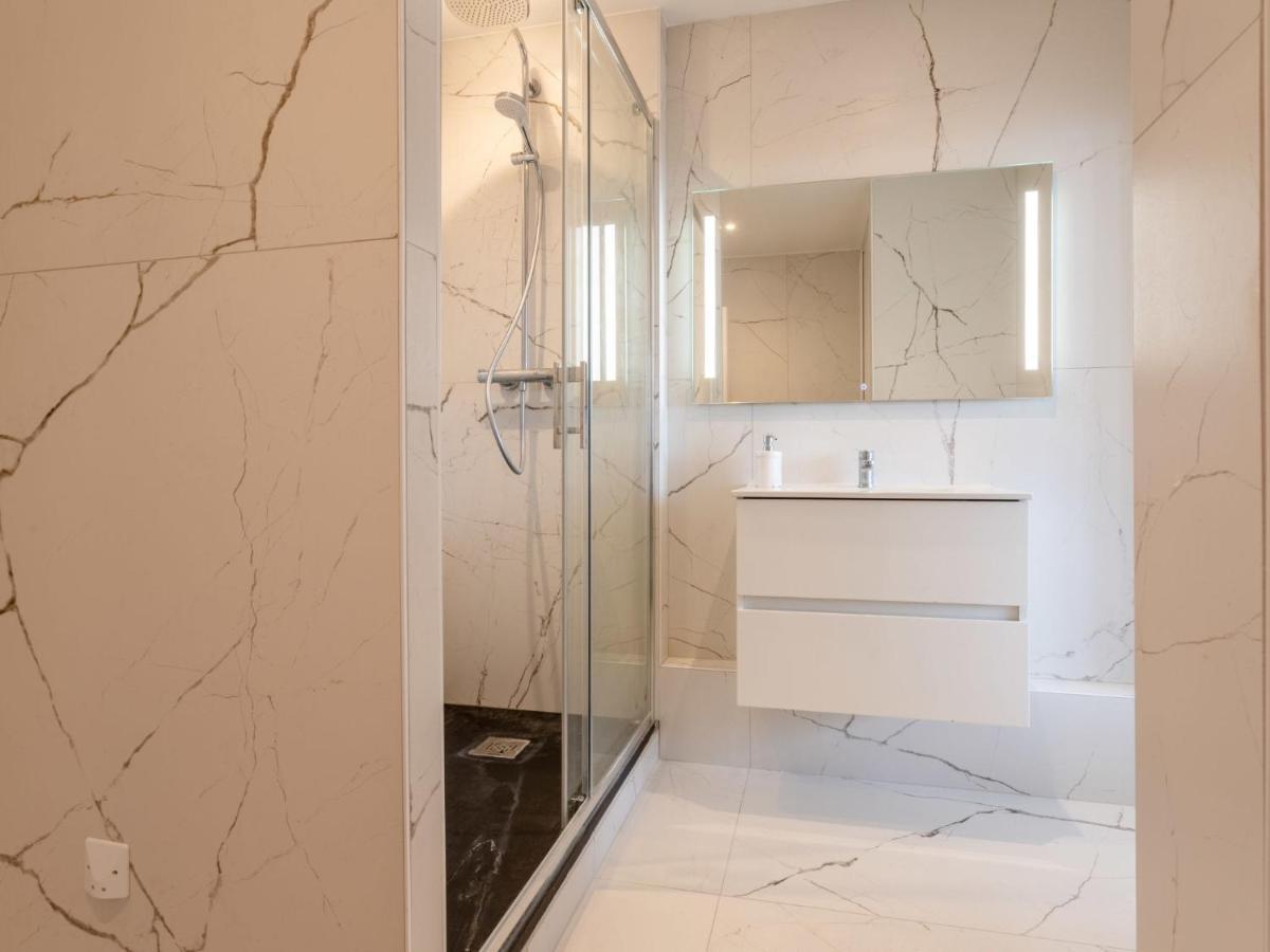 Apartment Le Parc Cordier-6 By Interhome